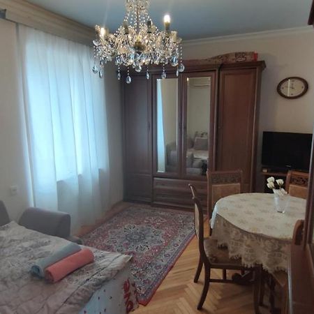 Budget One Room Apartment Baku Kültér fotó